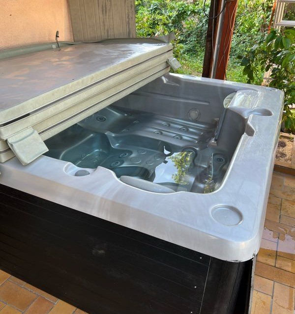 0d5cd1b22da572e5590ea1a71ffb5a0169dccf19 1